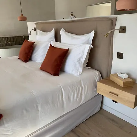 Couette-café Ferme La Clavière, De Luxe Lou Estello 4*