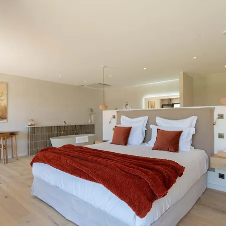 Ferme La Clavière, De Luxe Lou Estello Couette-café 4*