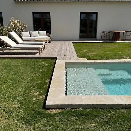 Ferme La Claviere, De Luxe Lou Estello Bed & Breakfast