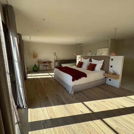 Ferme La Claviere, De Luxe Lou Estello