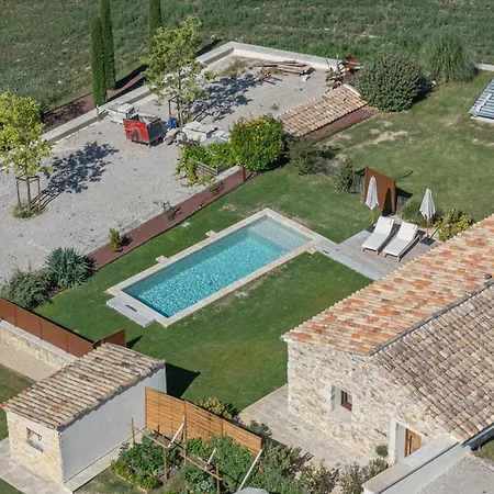 Ferme La Claviere, De Luxe Lou Estello